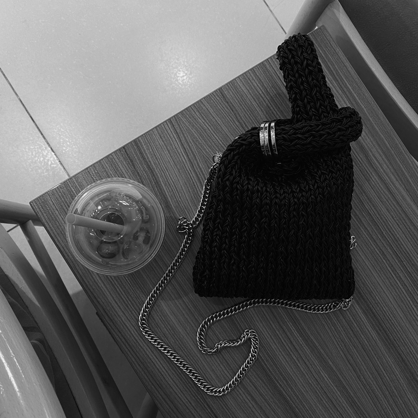 THE MIDI KNOT BAG